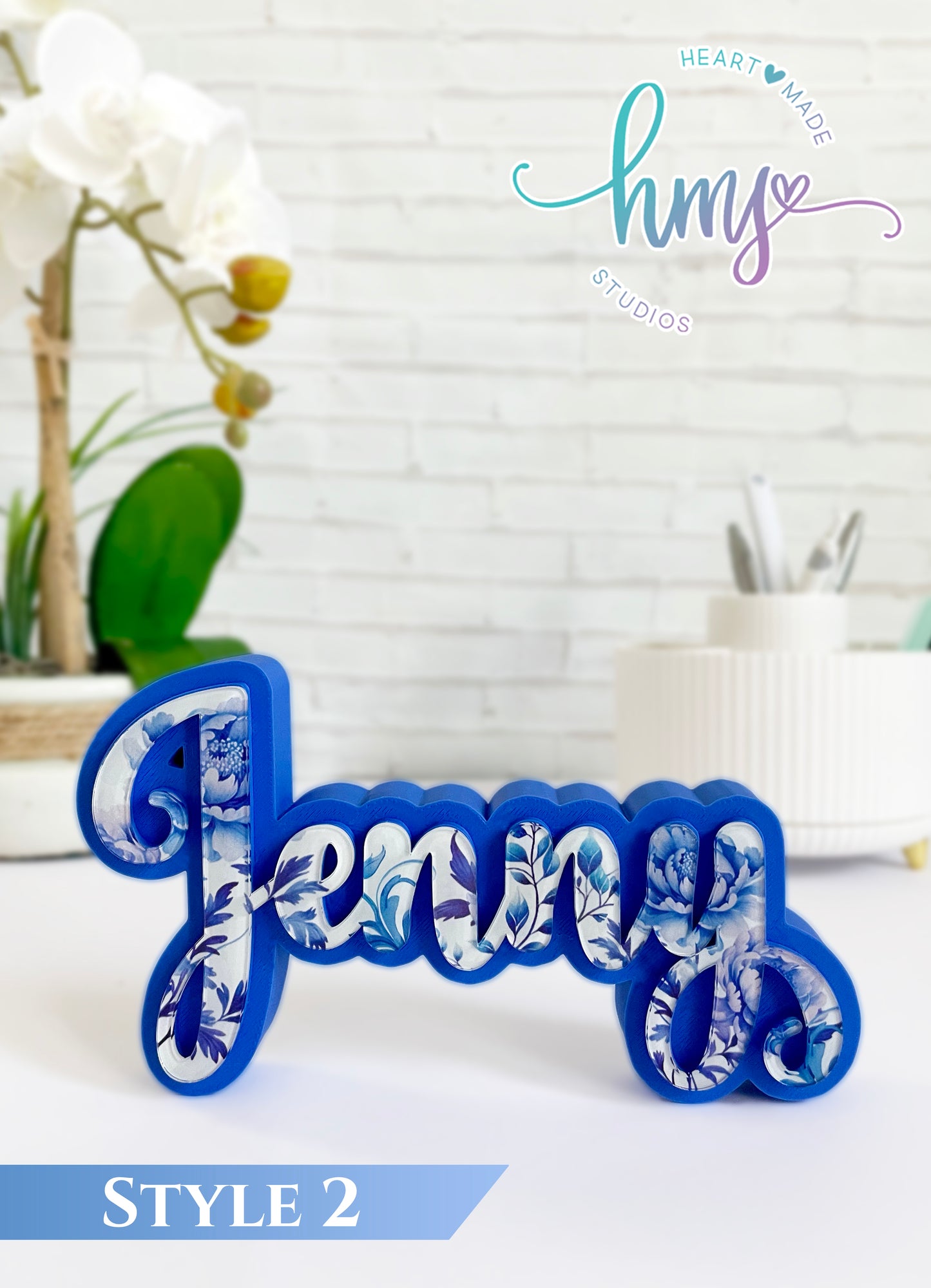 Personalized Blue and White Floral 3D Name Plate with Pen Holder